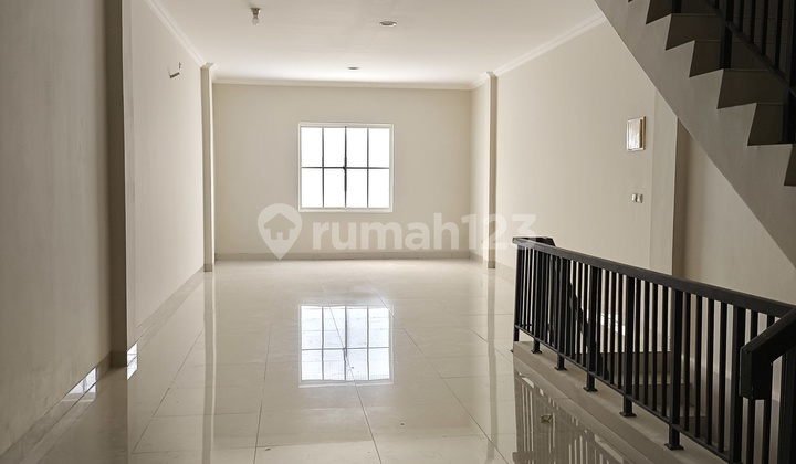 Termurah Ruko Wallstreet Greenlake City Boulevard