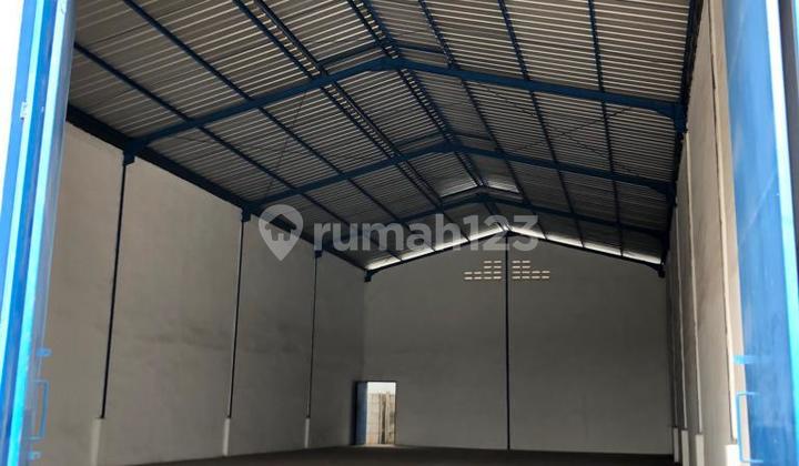 For Rent Warehouse Great Helmsman