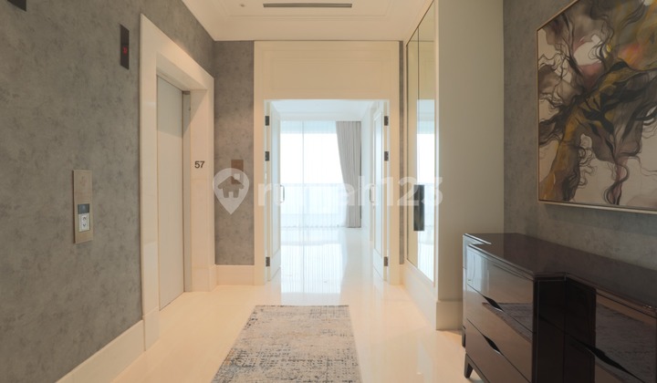 St. Regis Jakarta 4 Bedroom Apartment Well Furnished 2