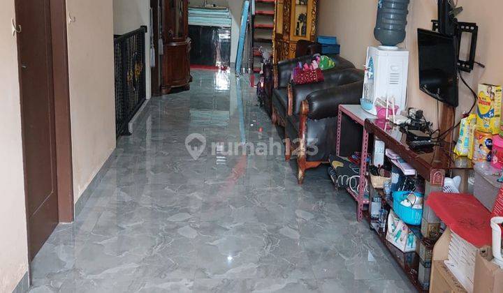 Dijual Rumah 3 Lantai Di Perumahan Duta Garden 2