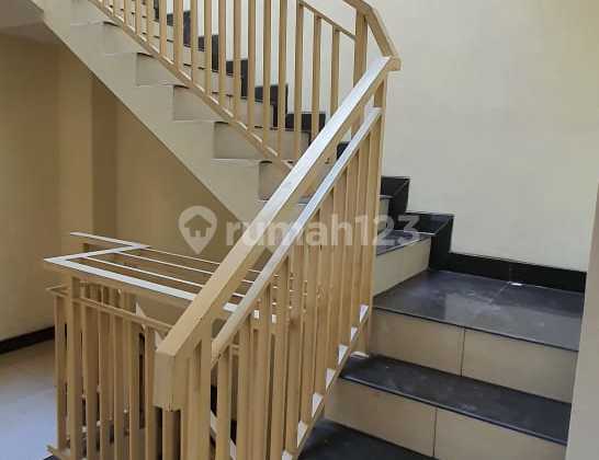 For Sale 3-Story House In Duta Garden Tangerang For Sale 3-Story House In Duta Garden Tangerang