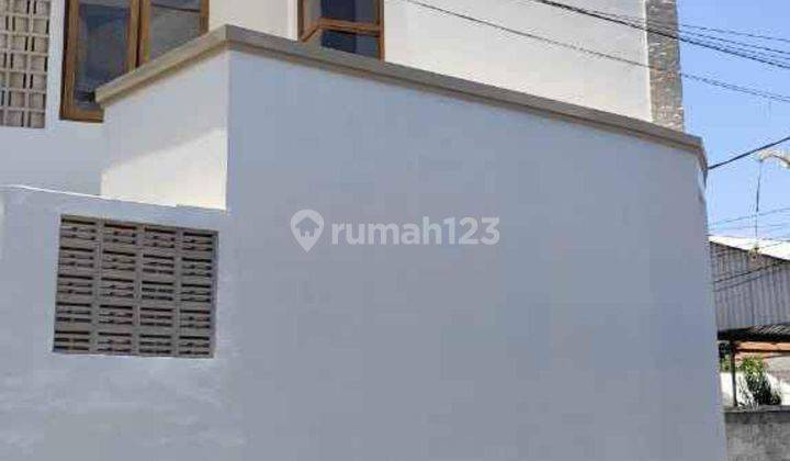 Rumah Kontrakan 2 Lantai Baru Unfurnished SHM di Tegal Sari Biuang, Denpasar 1