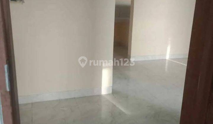 Rumah Kontrakan Bagus Unfurnished SHM Sesetan, Denpasar 2