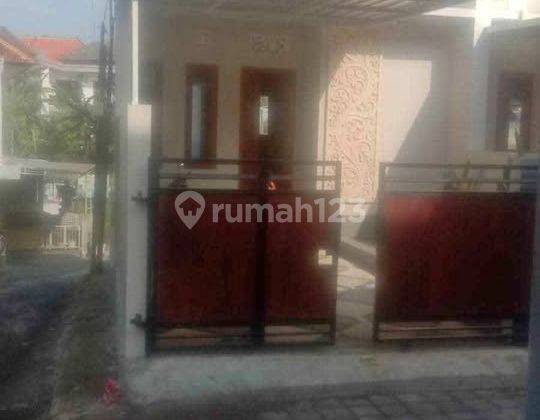 Rumah Kontrakan Bagus Unfurnished SHM Gatot Subroto, Denpasar 1