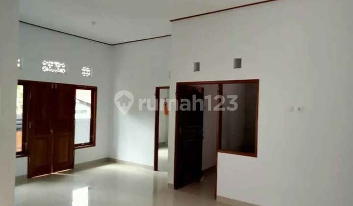 Rumah, 1 Lantai, Bebas Banjir, Unfurnished, Padangsambian, Denpasar Barat 2