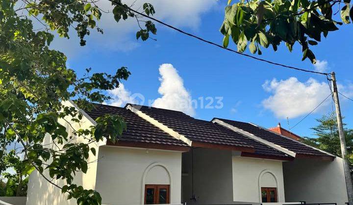 Rumah Kontrakan Bagus Unfurnished SHM Nusa Dua, Badung 1