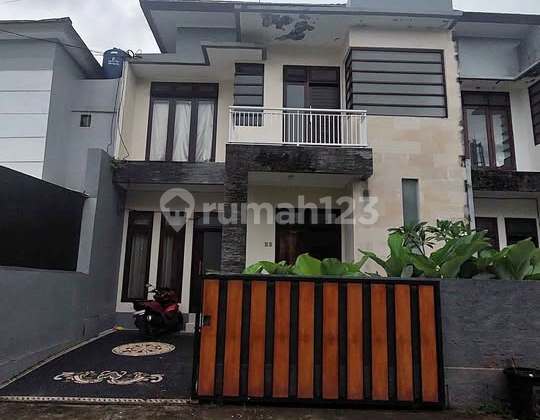 Dikontrakan Rumah 2 Lantai Unfurnished, Jimbaran 1