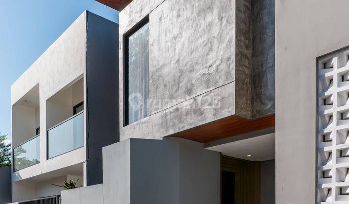 Rumah Kontrakan Bagus Furnished SHM Renon, Denpasar 1