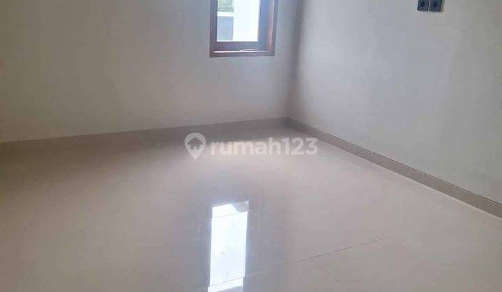 Rumah Kontrakan 2 Lantai Baru Unfurnished SHM di Sedap Malam, Sanur, Denpasar 2