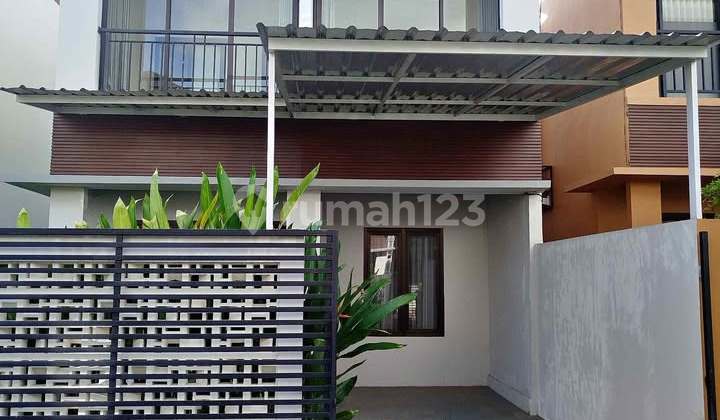 Rent a 2-Story House in Jimbaran - Near Udayana University (Unud) Campus
