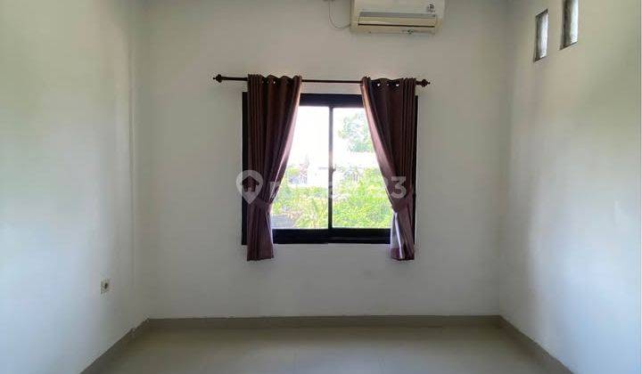 Rumah Kontrakan Bagus Semi Furnished SHM Tibubeneng, Badung 2