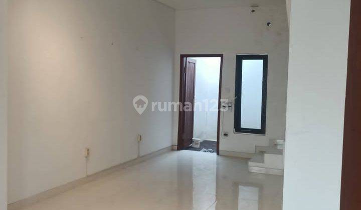 Nice Rented House Semi Furnished SHM Tukad Balian Renon, South Denpasar 2