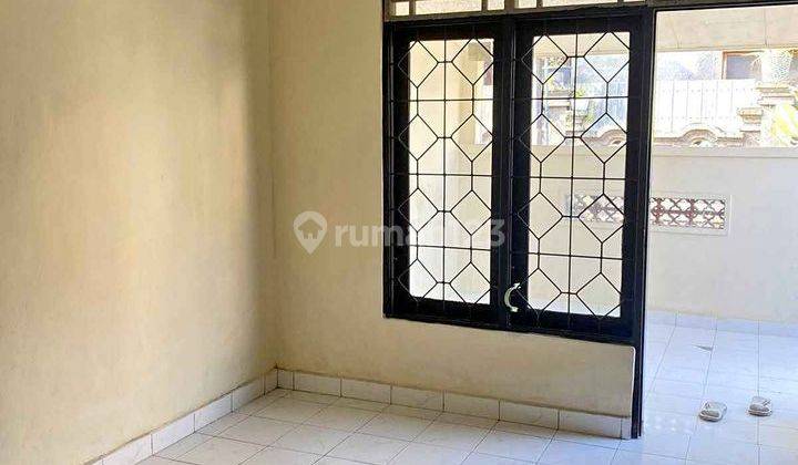 Rumah Kontrakan Bagus Unfurnished SHM di Jalan Raya Ubung, Dekat Mall Living World, Denpasar 2