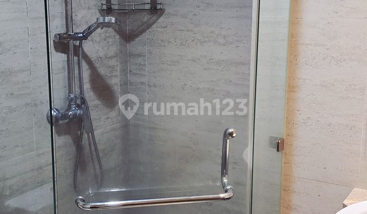 Apartemen Goldcoast tower Honolulu 1 Kamar Tidur 2