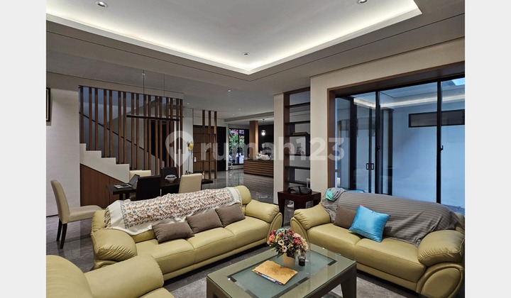 Rumah Furnished Lebar 12 Sutera Palma Alam Sutera, Tangerang Selatan