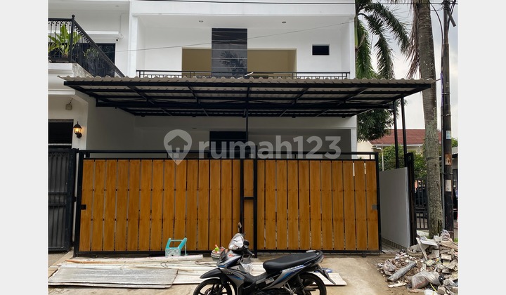 Rumah SHM 2 Lantai Serpong Regency Villa Melati Mas, Tangerang Selatan
