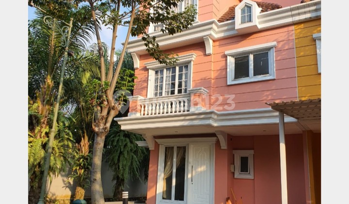 Rumah Sebelah Taman Posisi Dipojok Omaha Village, Gading Serpong, Tangerang 1