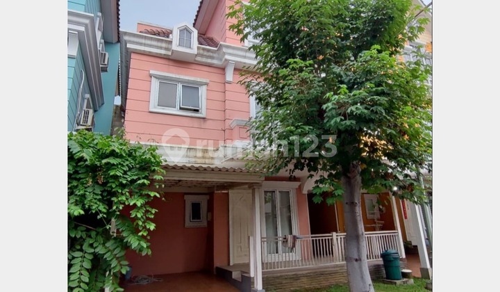 Rumah SHM Semi Furnished - Gading Serpong Cluster Omaha Village