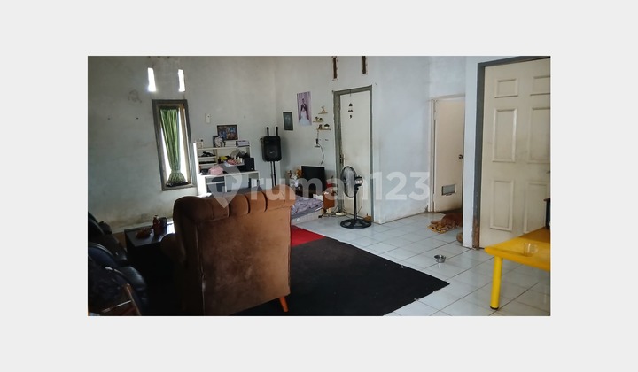 Rumah Dengan Dua Bangunan di Kelapa Dua , Gading Serpong