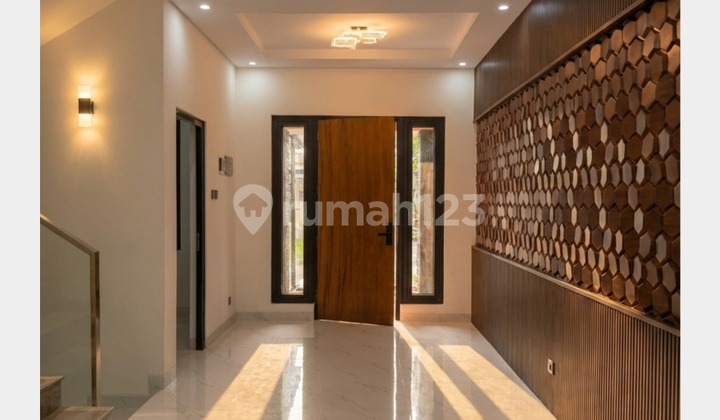 Rumah Bagus Lebar 6 - Sutera Jelita, Alam Sutera, Tangerang Selatan