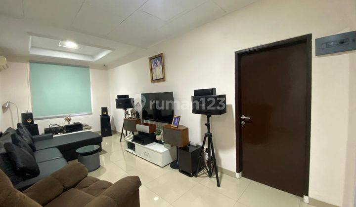 Rumah 2 Lantai Bagus Semi Furnished Banjar Wijaya  2