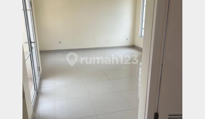Rumah Cluster Alicante Gading Serpong, Tangerang 2