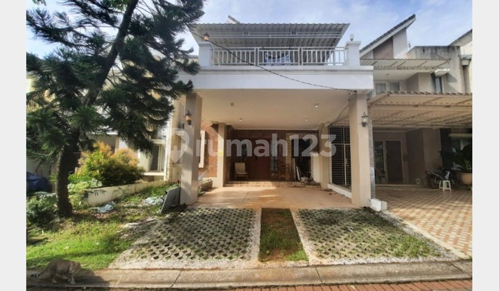 Good House Ready to Live in the Centro Havana Delatinos Cluster, Bsd 1