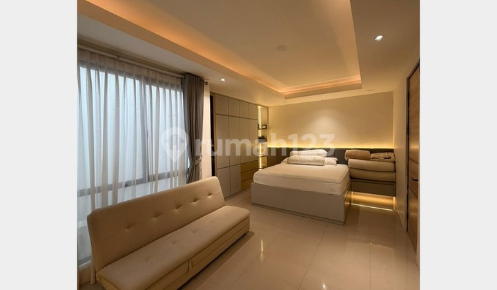 Dijual Rumah Rapih Furnished Cendana Parc, Karawaci, Tangerang 2