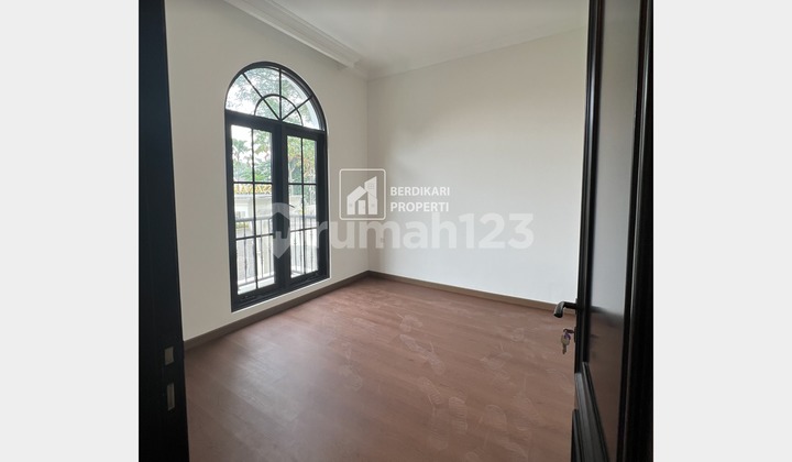 Rumah Brand New Vanya Park BSD City, Tangerang Selatan