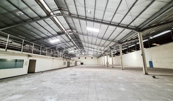 Dijual Gudang Bagus, Luas, Lokasi Aman , Strategis. Bisa Akses Container. Dijual Gudang Bagus, Luas, Lokasi Aman , Strategis. Bisa Akses Container.