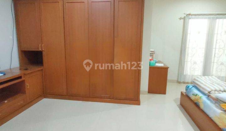 Rumah Bagus 2 Lt  Minimalis Modern,nyaman, Bebas Banjir,strategis.  2