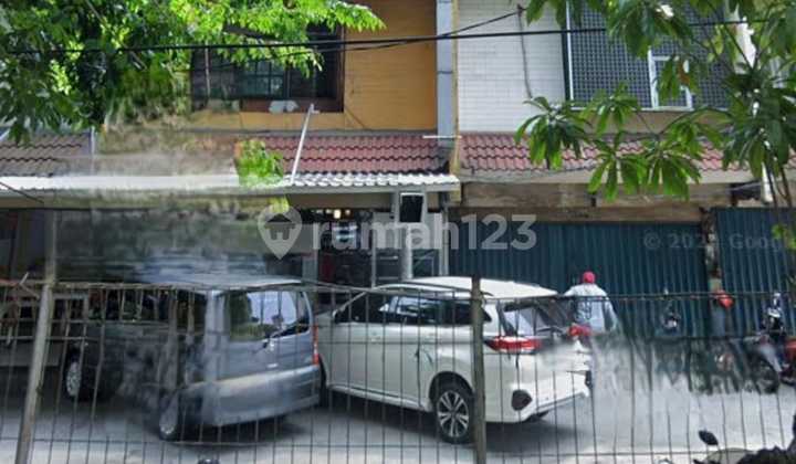 Dijual Ruko 2 1/4 Lt . Strategis Di Daerah Bisnis,kuliner Dekat Pusat Perbelanjaan.dekat Mall,halte Busway. Dekat Sekolah. Bebas Banjir.