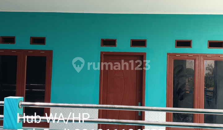 In a rental house located 300 meters from Cilebut Train Station