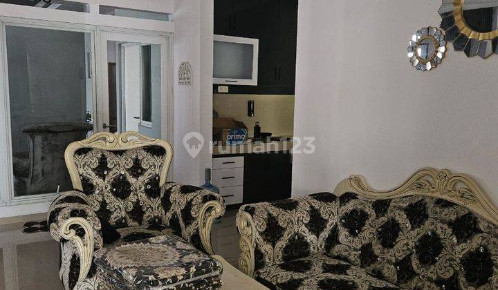 Disewakan Rumah fullFurnish hook Cantik siap Huni di Metland Jakarta Timur 1