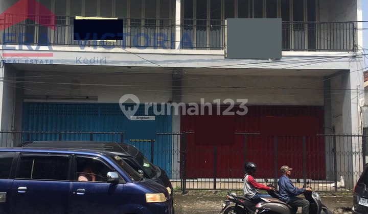 For Sale/Lease Shop House in Mojoroto, Kediri City, Strategically Located in Business Area and Near School Zone