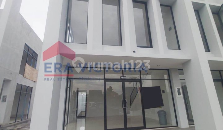 Disewakan Ruko Strategis Poros Jalan Raya Taman Sidoarjo Cocok untuk Usaha