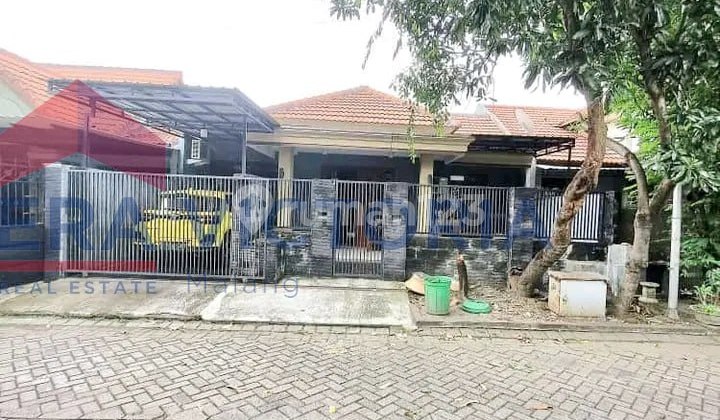 Serene & Comfortable Residence in Krian Area with One Gate System, Semi-Furnished