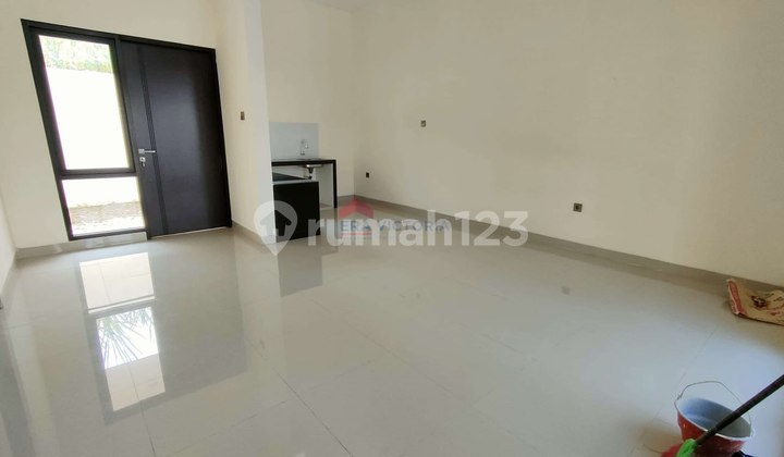 House in Pakis Near Airport Near Highway 2