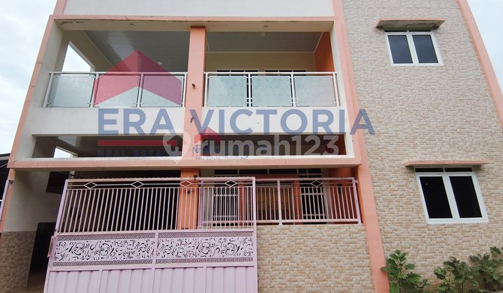 Dijual Rumah Modern 2 Lantai Strategis Dekat dengan Kampuss & Cyber Mall Dijual Rumah Modern 2 Lantai Strategis Dekat dengan Kampuss & Cyber Mall