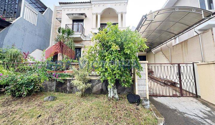 Rumah Model Klasik 2 Lantai di Villa Puncak Tidar, Malang 1