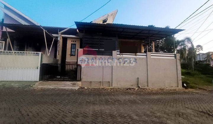 Rumah 1 Lantai Lingkungan Tenang Nyaman Posisi Hook Strategis Tengah Kota 1