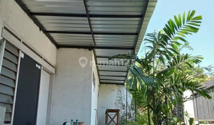 Dijual rumah plus gudang cocok untuk kost di dekat UB 2