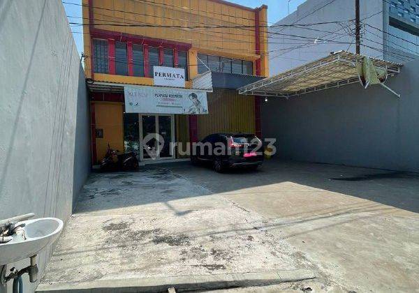  Dijual Tempat Usaha Lakarsantri ex Toko Kosmetik  1