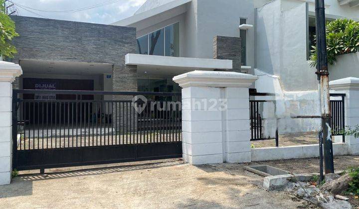  Dijual Rumah Komersil Pusat Kota Jl. Wr Supratman 1