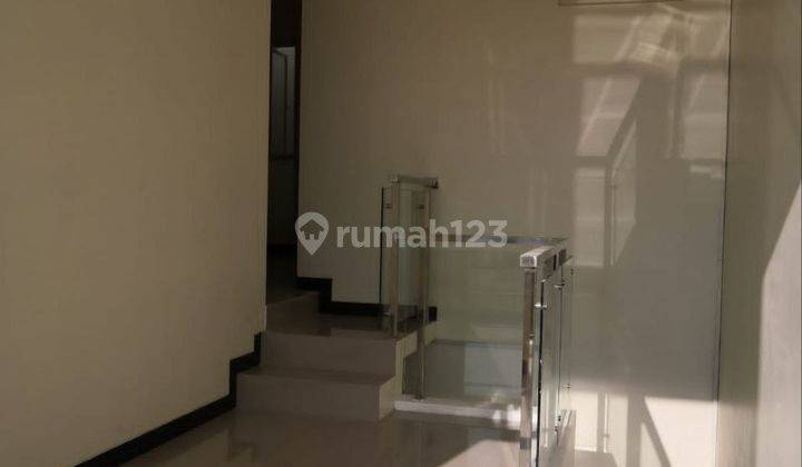 Rumah Sutorejo Selatan Minimalis Siap Huni 1