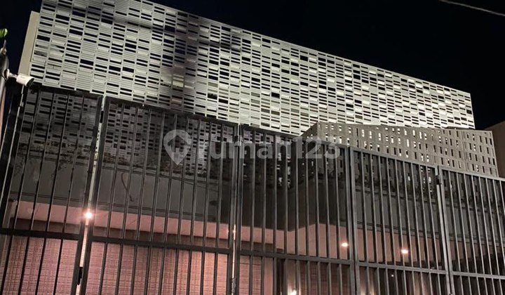 DIJUAL Rumah Raya Satelit Indah Strategis Full Marmer  1