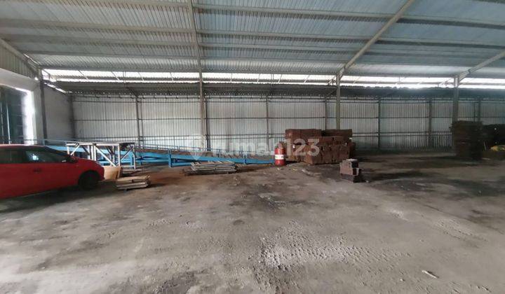 Gudang Di Margomulyo, Greges, Kec. Asem Rowo, Surabaya, Jawa Timur, Margomulyo 4120.0 M² Unfurnished Hgb Loading Dock 1