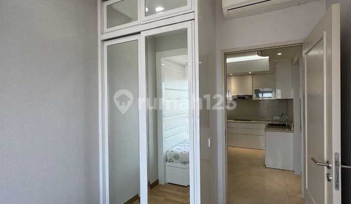 Apartemen The Peak Residence Akses Langsung Ke Tunjungan Plaza  2