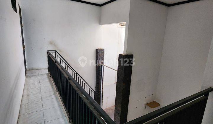 Rumah 2 Lantai Luas Tangerang Selatan 1,2M Nego 2