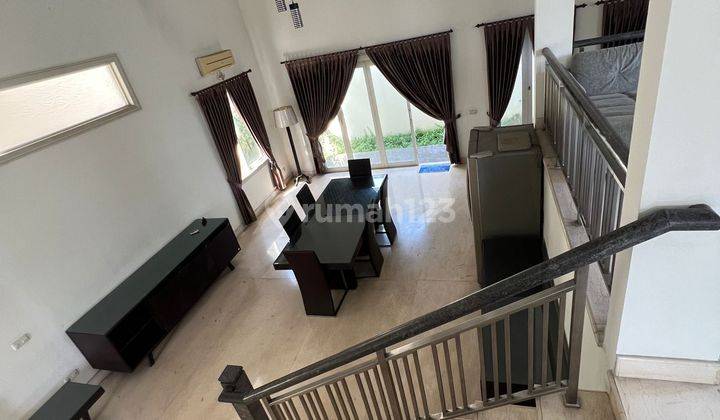 Rumah Mewah 3 Lantai di Kompleks Elit Lippo Karawaci Dekat Kampus Uph Lippo Karawaci 2